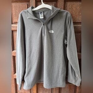 The North Face TKA 100 Large Grey Quarter Zip Pullover